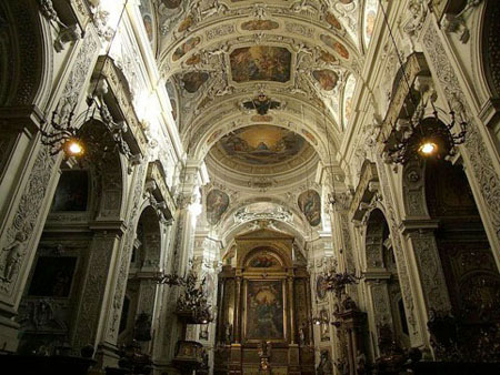 Chiesa dei Domenicani a Vienna, veduta dell'interno