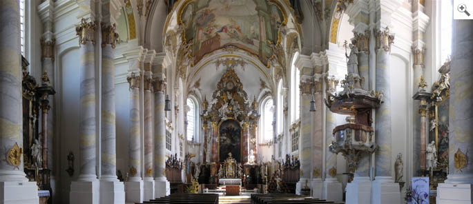 Ehemalige Klosterkirche Neustift, heute Pfarrkirche St. Peter und Paul