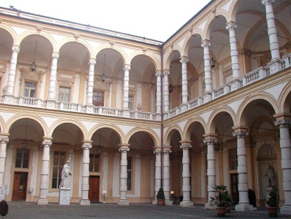 Cortile del Palazzo dell'Università di Torino