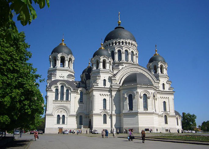 Cattedrale di Novočerkassk, costruita negli anni 1893-1905 su progetto di Luigi Rusca