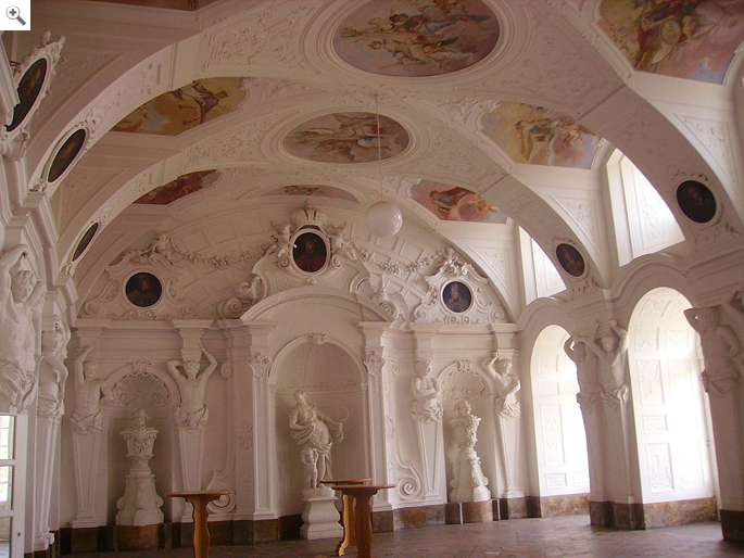 Stucchi nella sala imperiale, castello di Fulda (D)